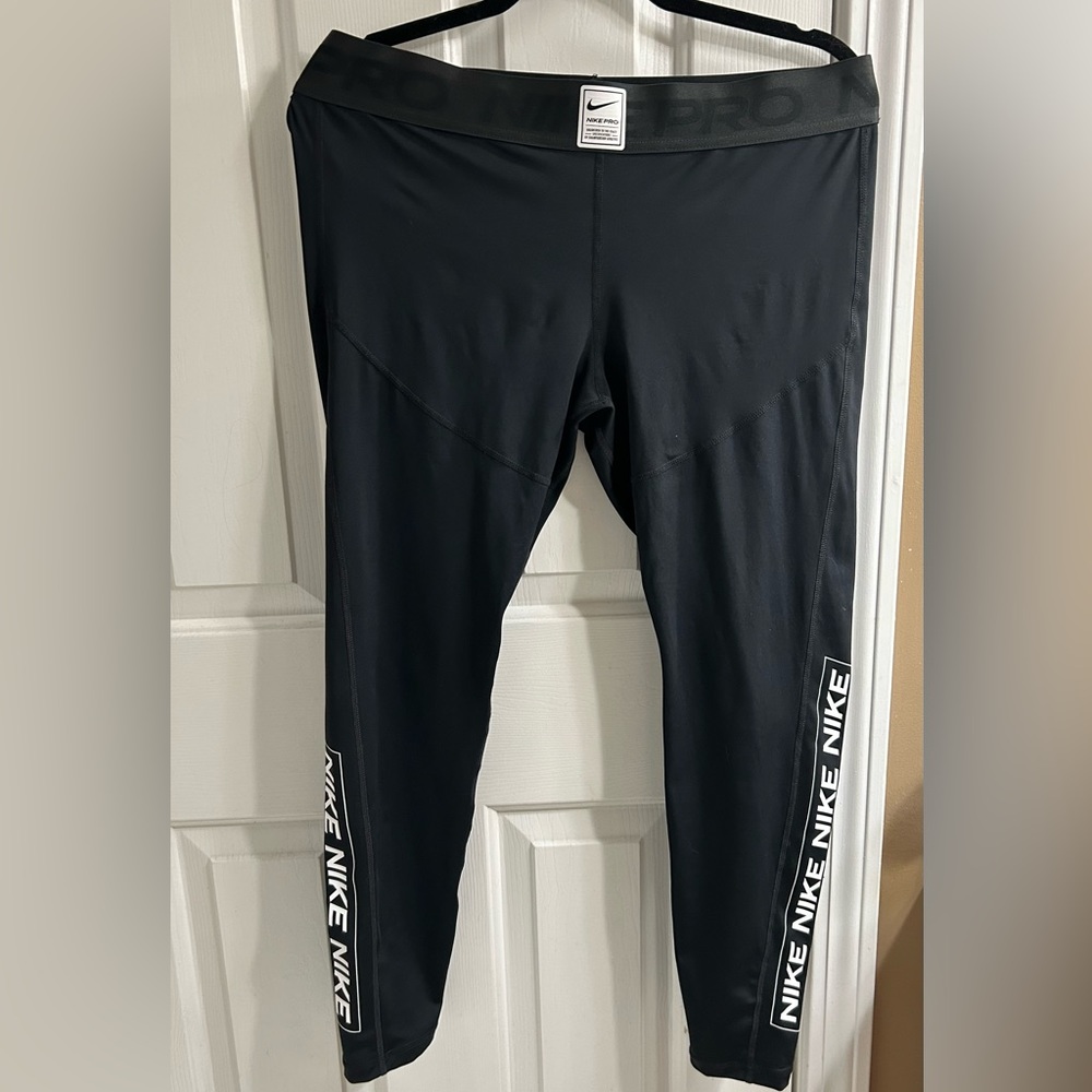 COPY - Nike Pro Full Length Leggings